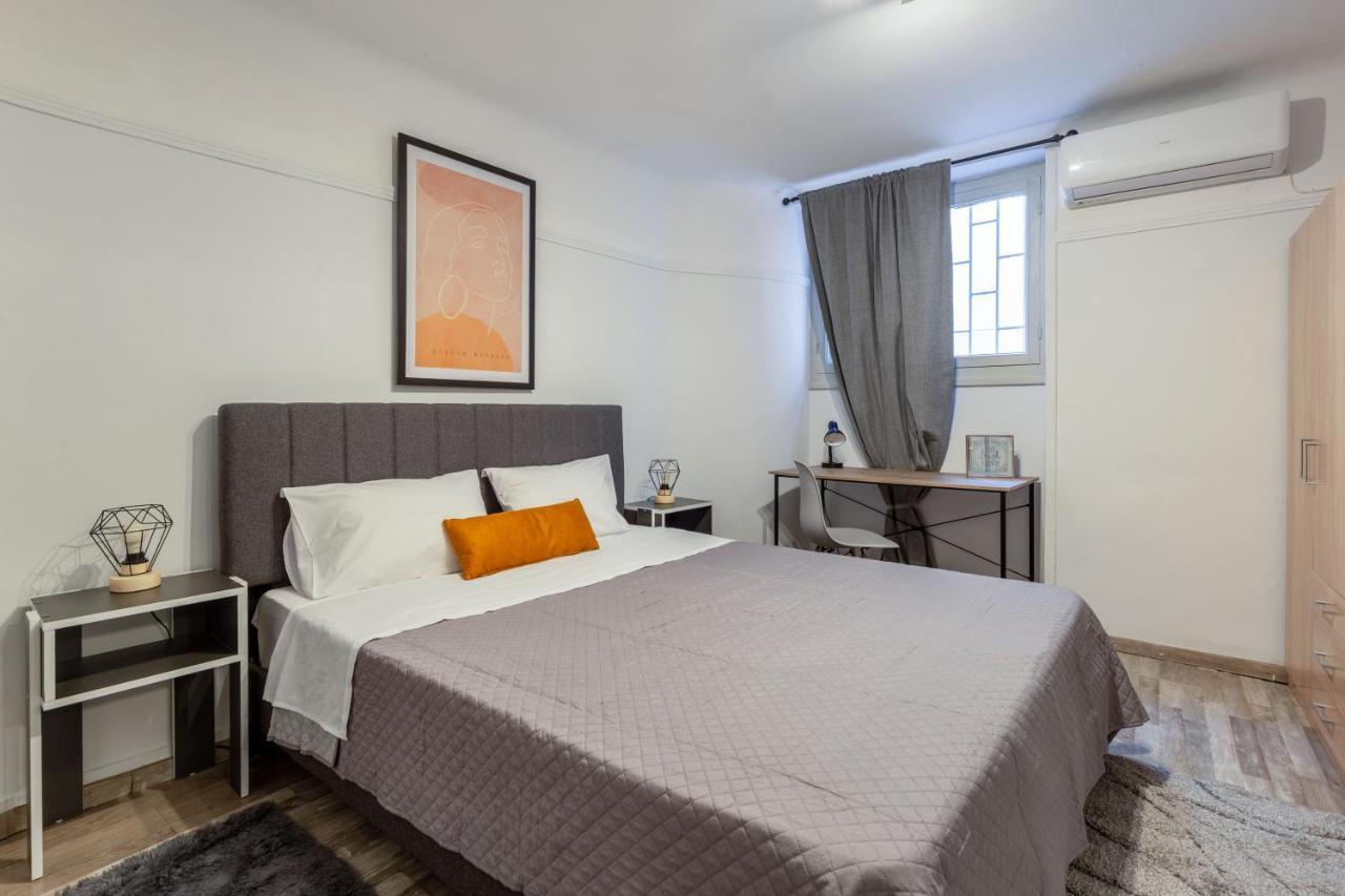 Central Apartment In The Heart Of Historic Center Афины Экстерьер фото